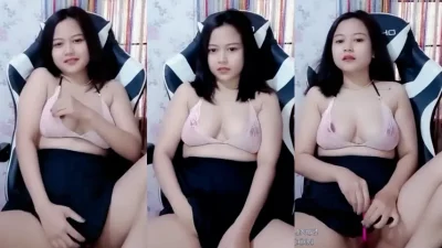 Bling2 Clarabella Elus2 Tetek Sendiri