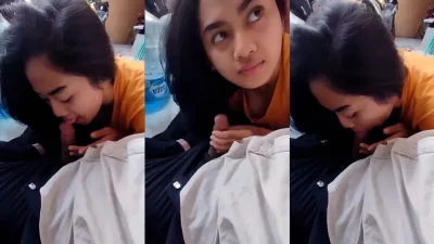 Cewe Cakep Sepong Kontol Depan Kost