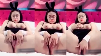 Cewek Kacamata Toket Brutal Kesepian Part3