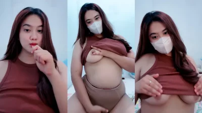 Cici Cantik Pamerin Body Montoknya