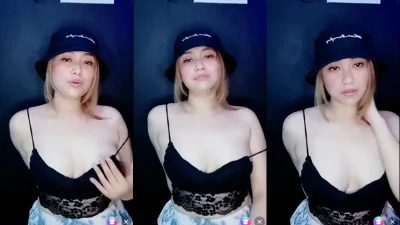 Dhea Gak Pake BH Live Hot