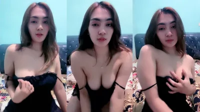 Evelyn Host Cantik Mulus Spill Uting