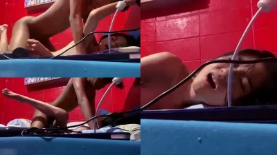 Goyangan Pacar Bikin Ceweknya Kesakitan