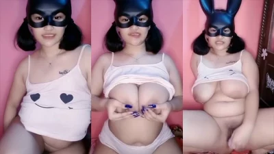 Host Tobrut Pakai Topeng Omek Geter