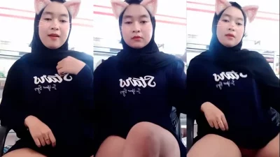 Jilbab Hitam Nakal Show Joget