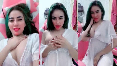 Mei Yien Live di Intip Keponakan