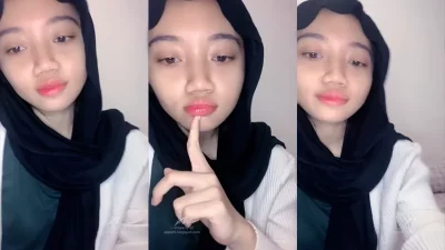 Rarah Hijaber Cantik Binal Menggoda