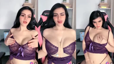 Selebgram Alondra Live Show BarBar