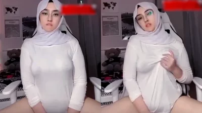 Viral BabyPanda Hijaber Colmek Dikursi