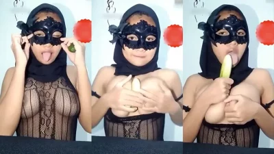 Viral Hijab Baju Tranparant Mainin Timun